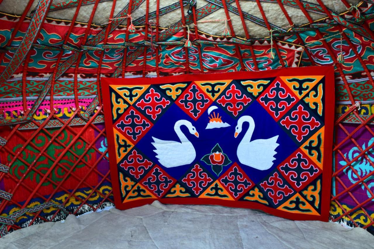 Naryn Guest House Eksteriør bilde