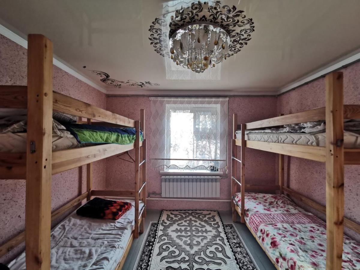 Naryn Guest House Eksteriør bilde