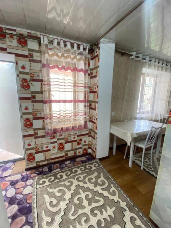 Naryn Guest House Eksteriør bilde