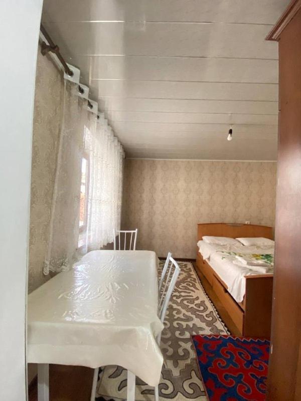 Naryn Guest House Eksteriør bilde