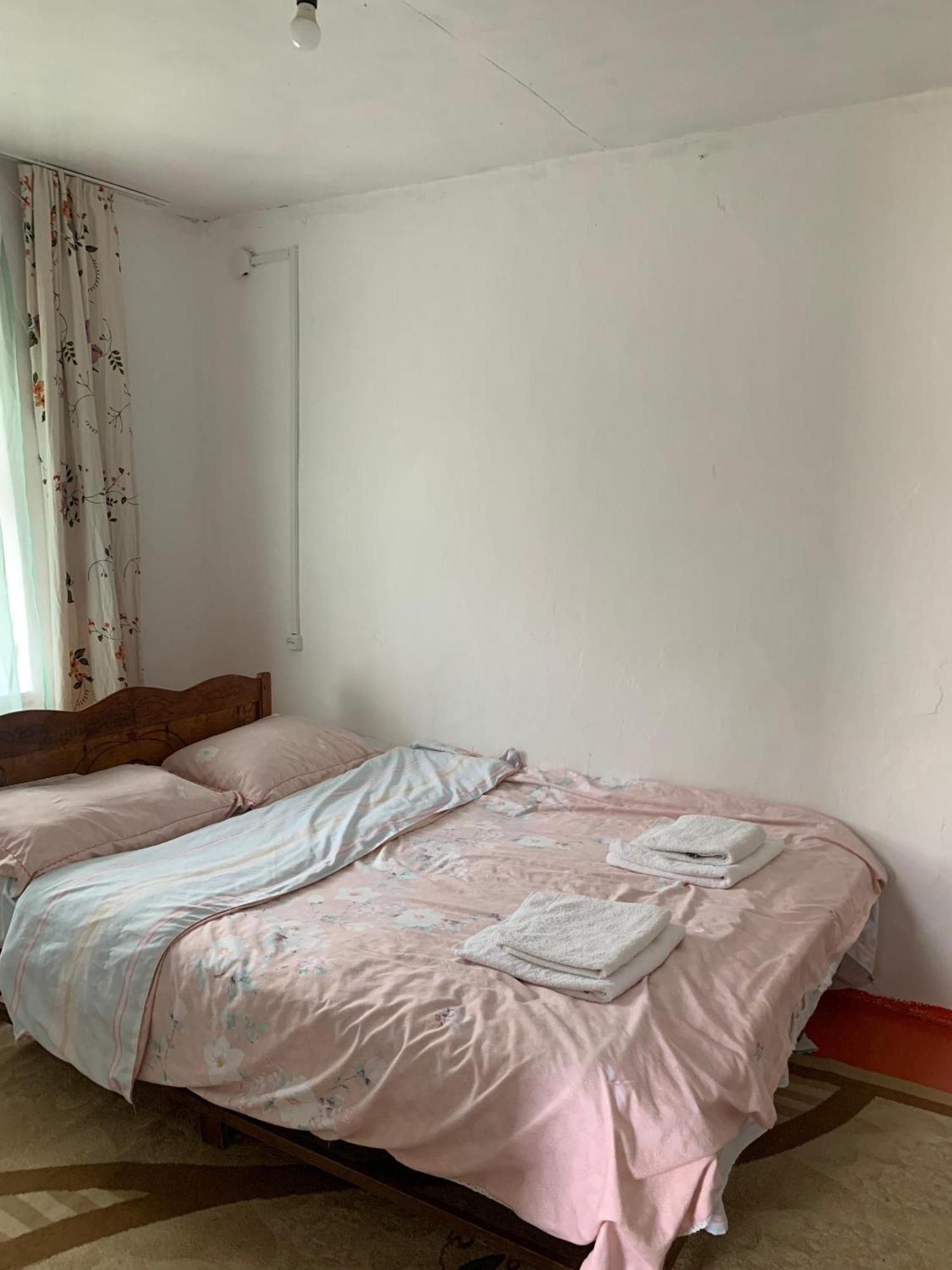 Naryn Guest House Eksteriør bilde